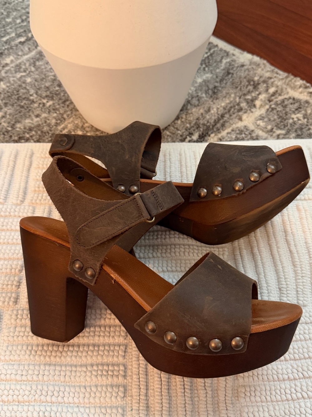 Mila Paoli Brown Studded Platform Sandals